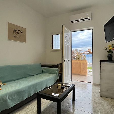 Pebble Apartments มาราไธอัส ภายนอก รูปภาพ